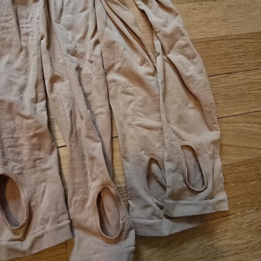 Bloch And Capezio Dance Tights bundle Sz MC